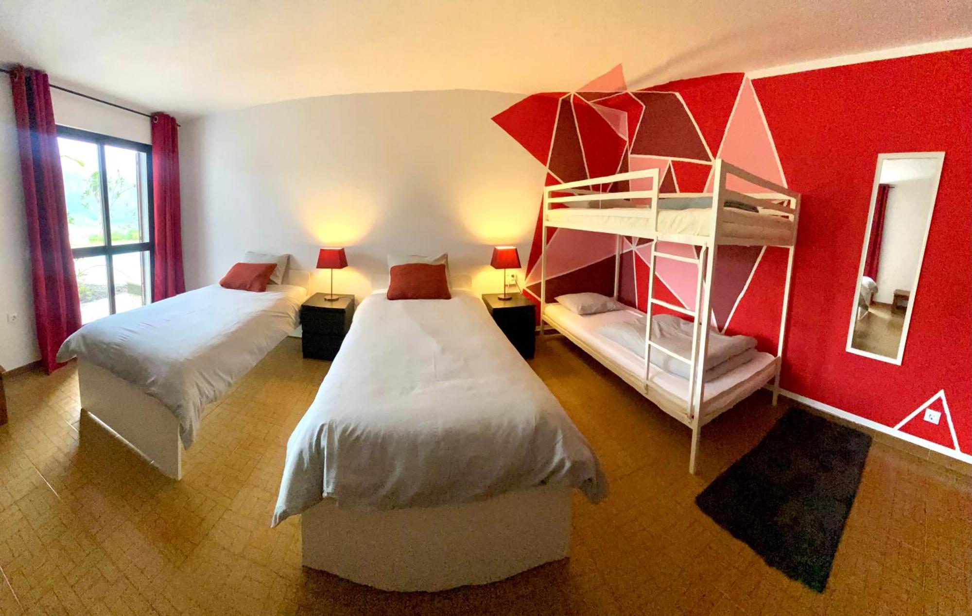 Casa Calidris - Bed, Wine & Breakfast Sesimbra Quarto foto